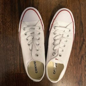 Womens Chuck Taylor All Star Madison - WOMEN'S LOW TOP SHOE Worn once